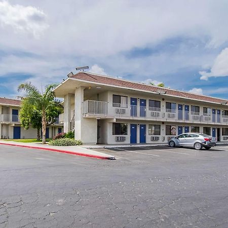 Motel 6-Bakersfield, Ca - Airport Экстерьер фото