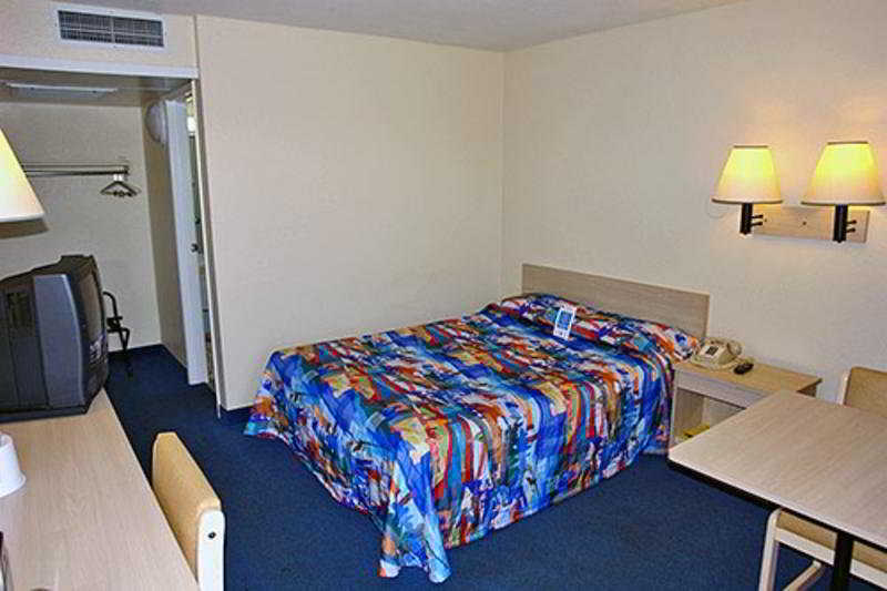 Motel 6-Bakersfield, Ca - Airport Экстерьер фото
