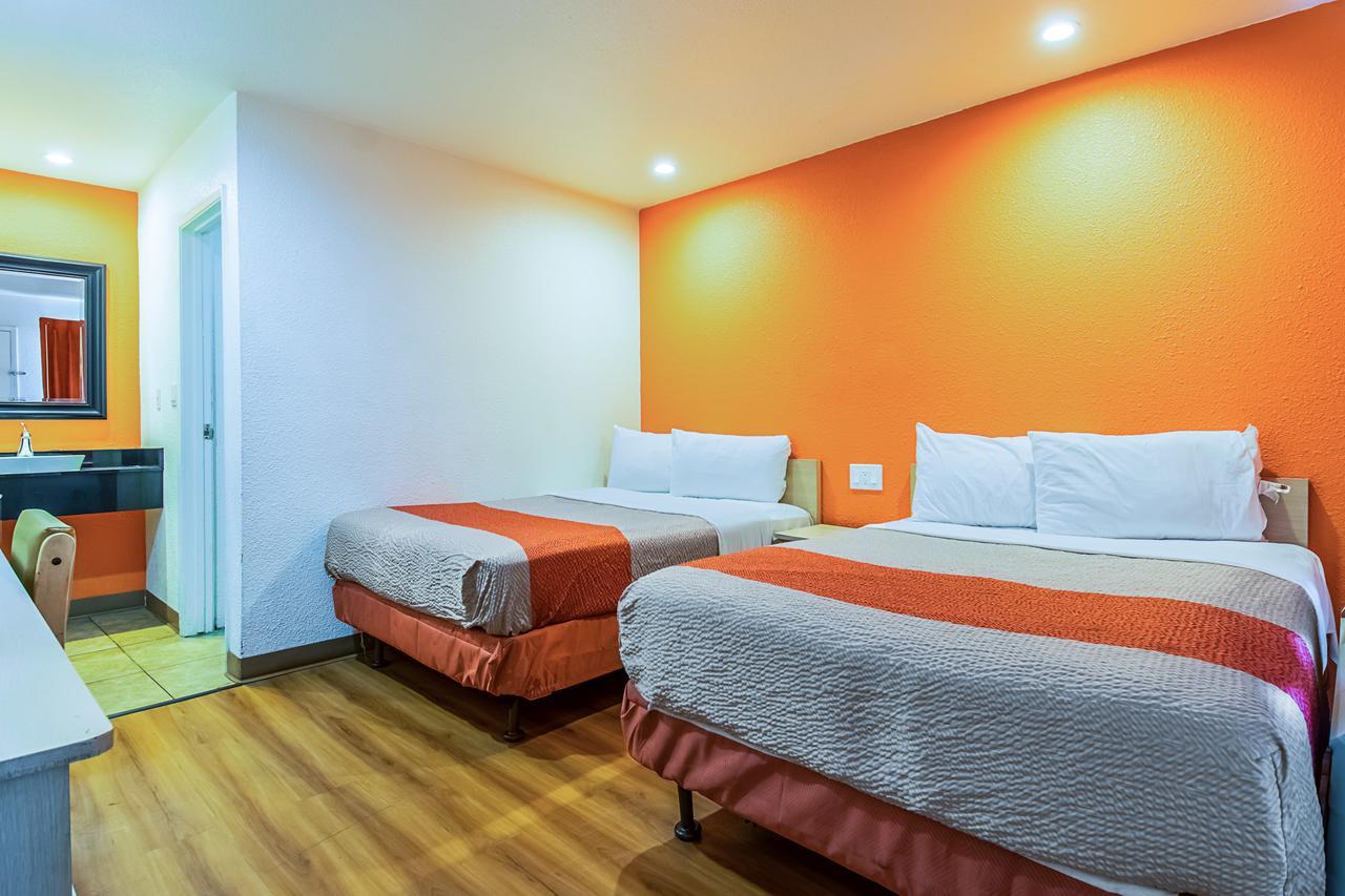 Motel 6-Bakersfield, Ca - Airport Экстерьер фото