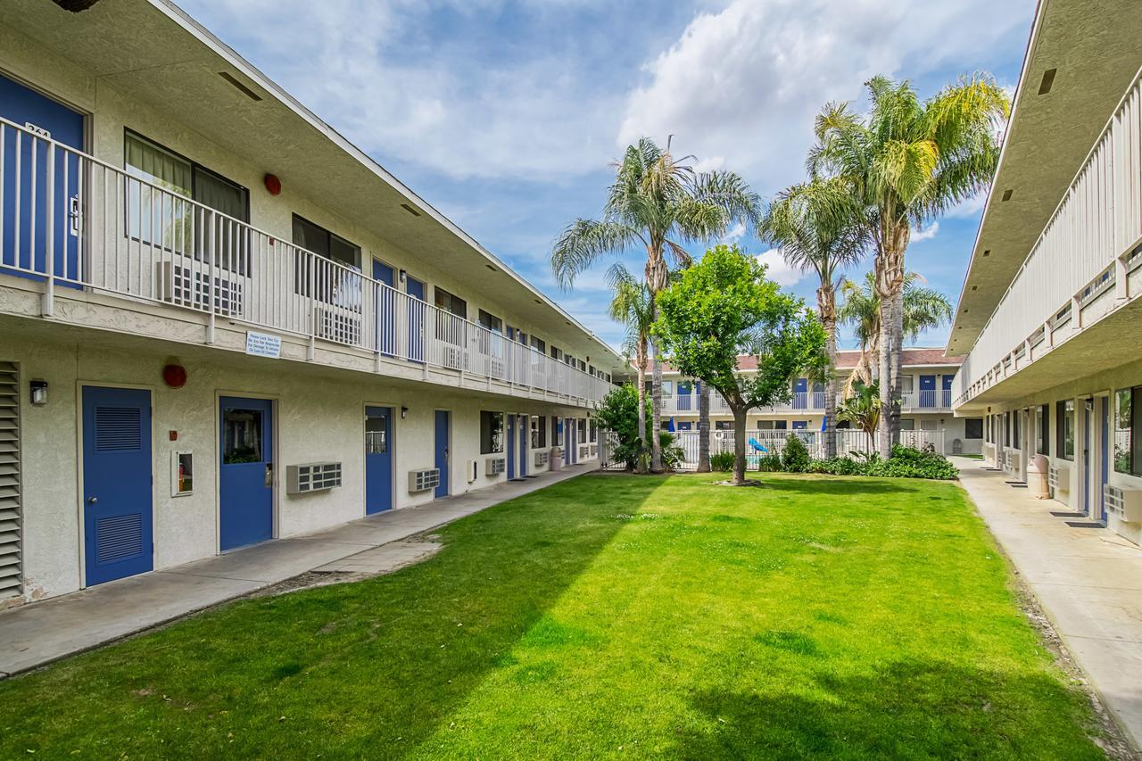 Motel 6-Bakersfield, Ca - Airport Экстерьер фото