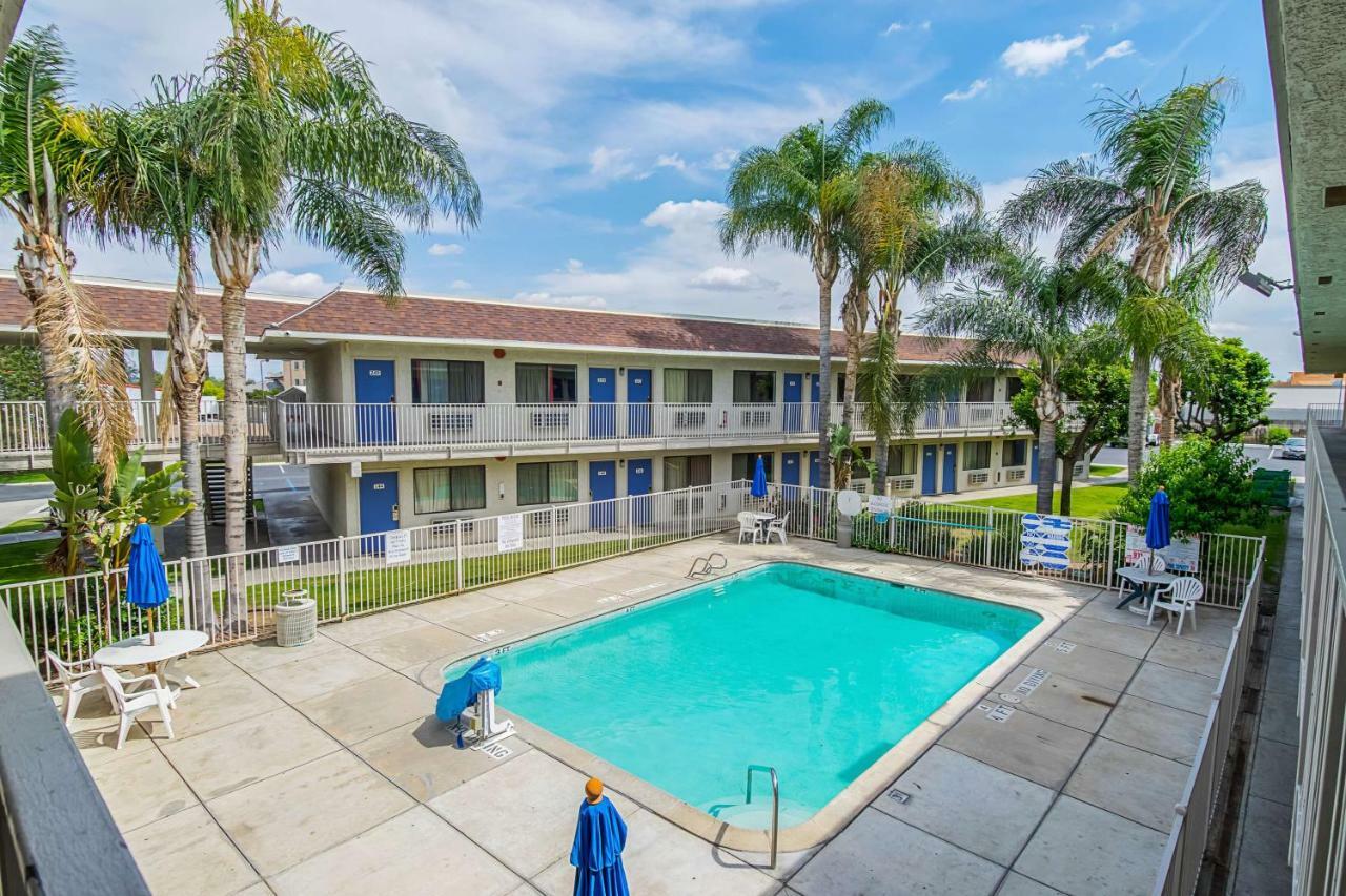 Motel 6-Bakersfield, Ca - Airport Экстерьер фото
