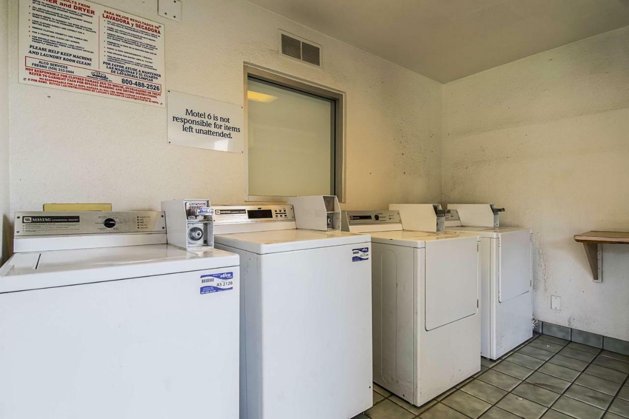 Motel 6-Bakersfield, Ca - Airport Экстерьер фото